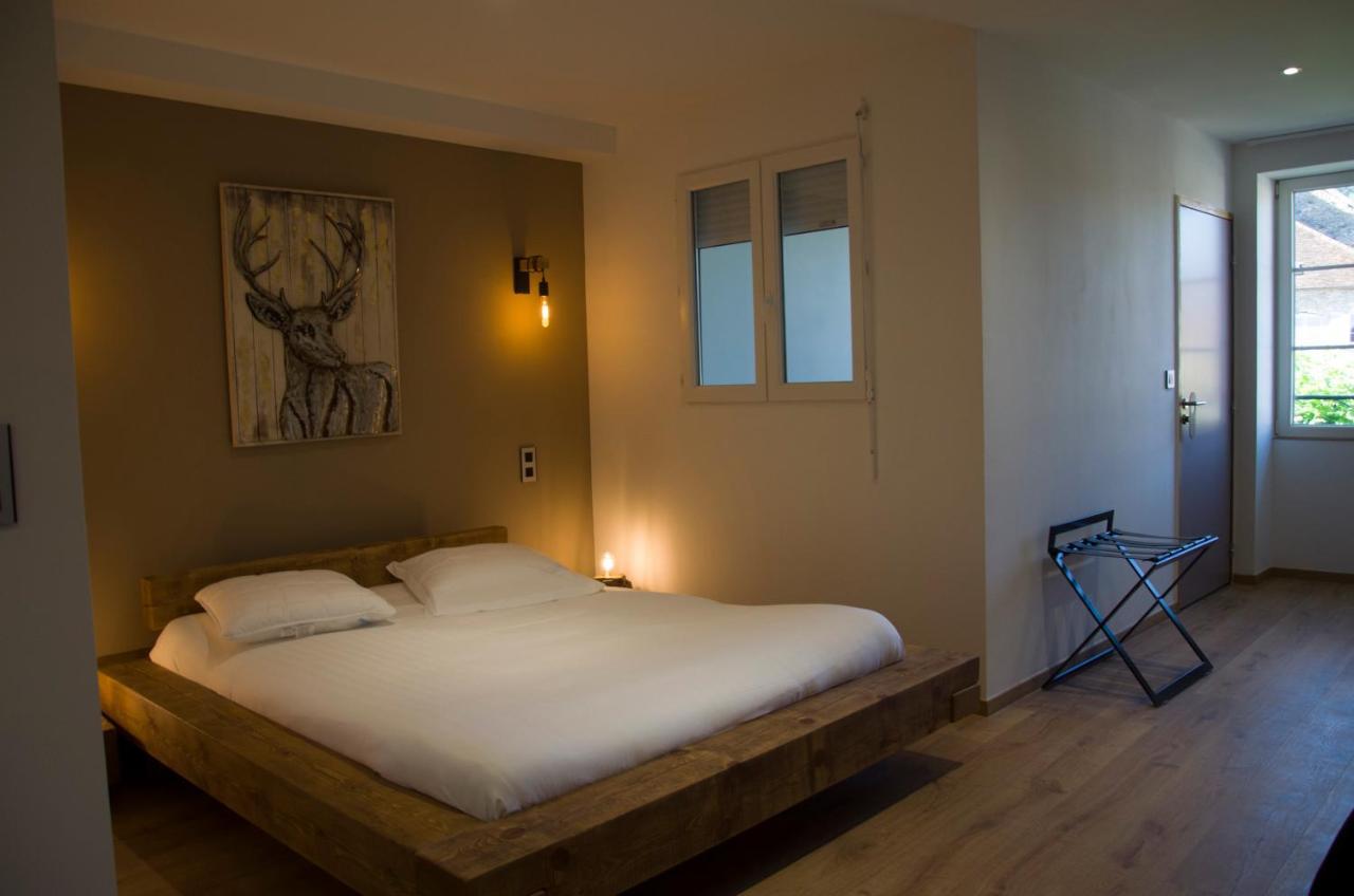 Aux Platanes Hotel